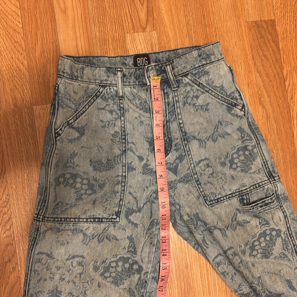 BDG for Urban Outfitters Floral Patterned Cargo Denim Jeans - Picture 5 of 9